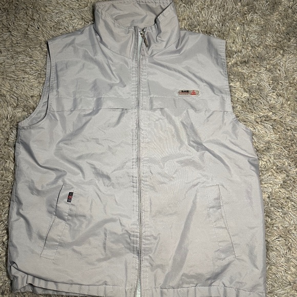 WOMANS VEST - Picture 1 of 4